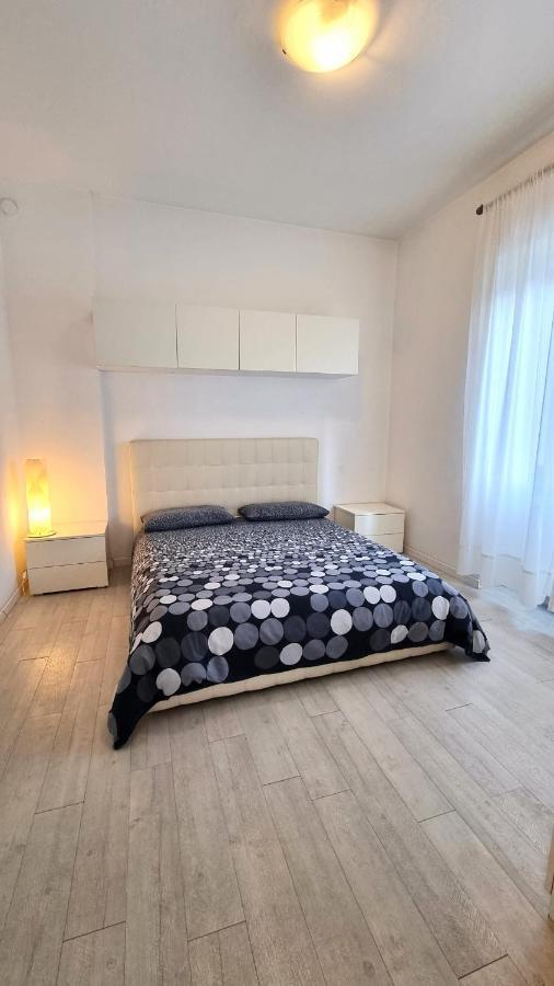 Affittimoderni Milano White Apartamento Exterior foto